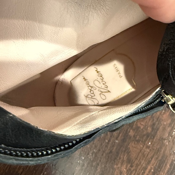 Roger Vivier Patent Leather Boots Size 39 - Picture 13 of 14